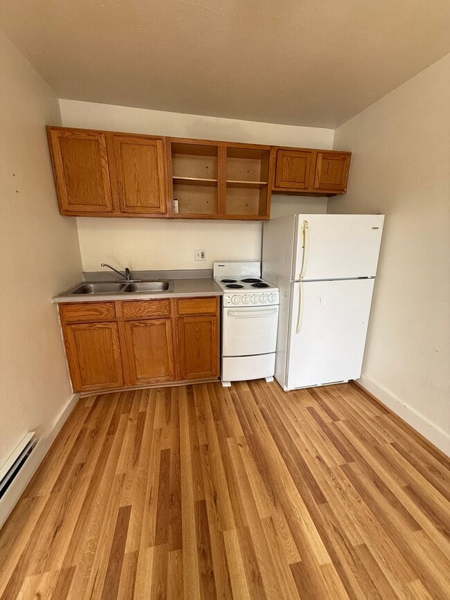 Building Photo - 1 View Vista Dr