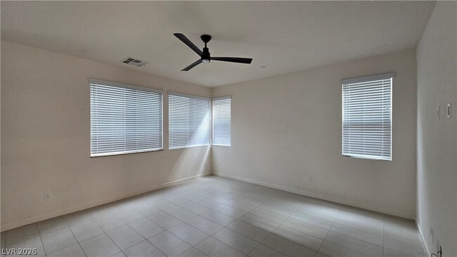 Photo - 762 Elstree Ct