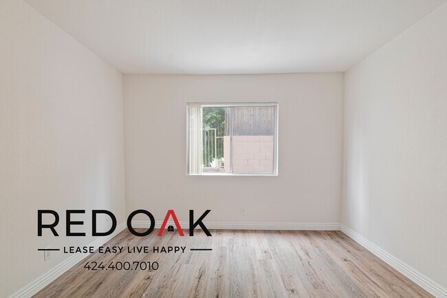 Photo - 15005 Sherman Way Unit 328