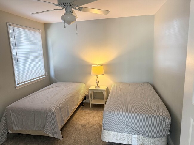 Photo - 225 West Ave Unit 2nd flr R