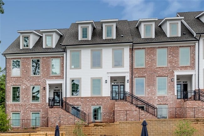 Building Photo - 513 Burton Dr Unit 808