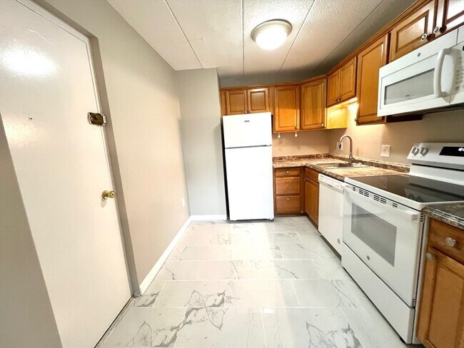 Photo - 4 Hawes St Unit 23