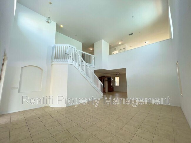 Photo - 17038 Tremont St