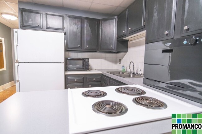 Photo - Putnam Realty - 114 1/2 Putnam Street Unidad 114 1/2 #1 Putnam