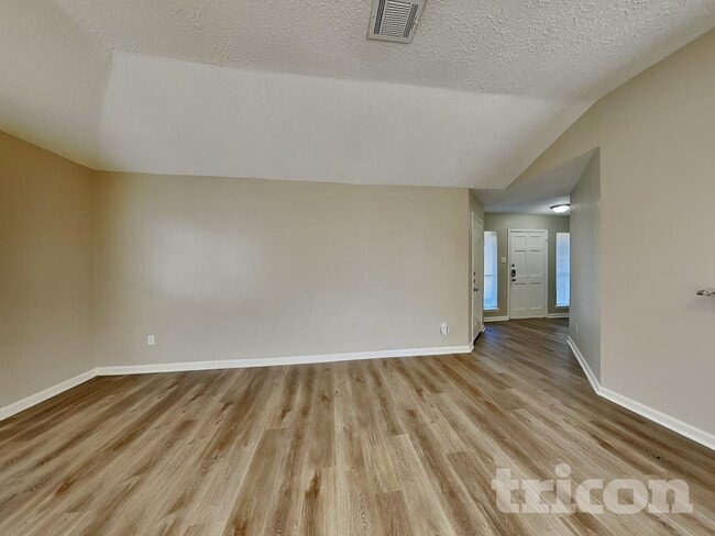 Photo - 6826 Blue Ridge Dr