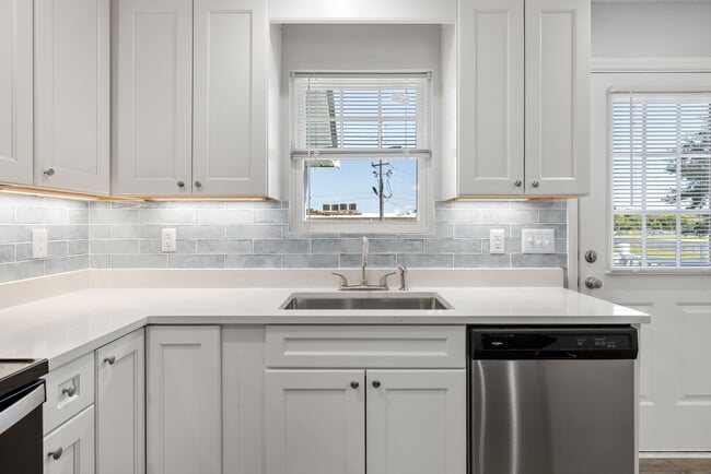 Tryon Village Apartments