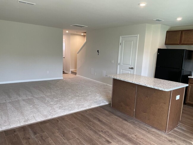 Photo - New Construction -3 Bedroom, 2.5 Bathroom ...