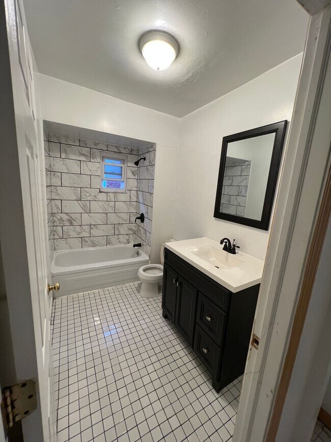 Photo - 3612 Dawson St Unit 3