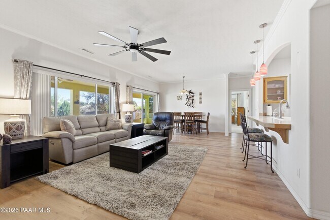 5775 Goldenrod Way