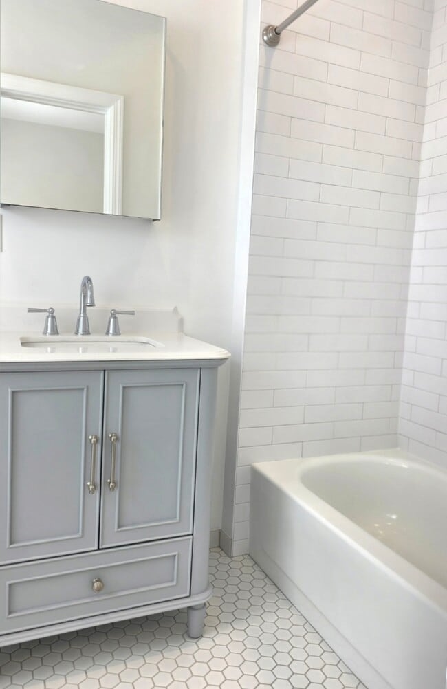 Photo - 29 S Adelaide Ave