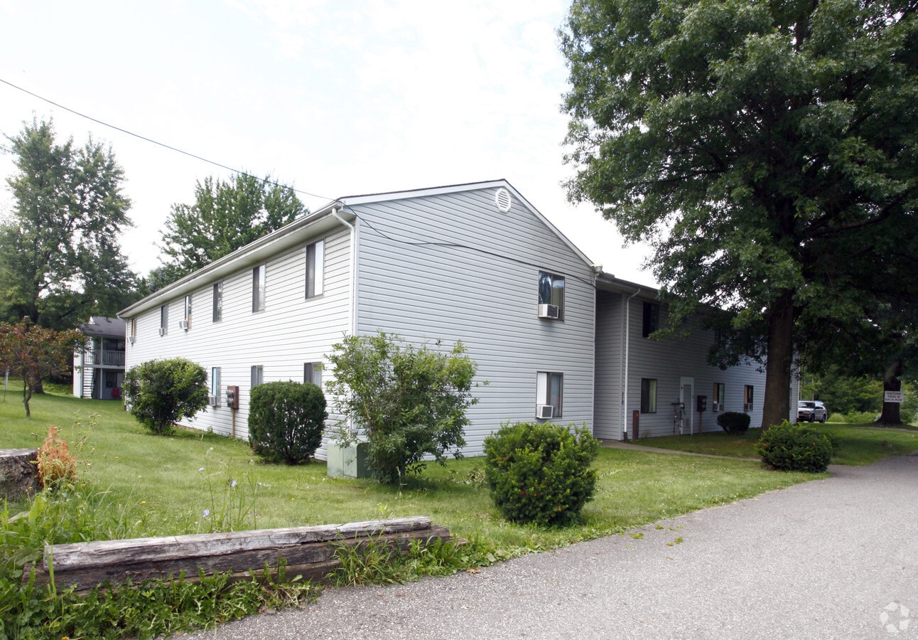 520 Massillon - 520 Massillon