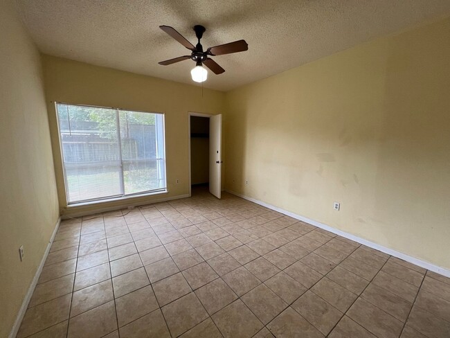 Photo - Must see 2 Bedroom Duplex off Brightside Dr. Close to LSU
