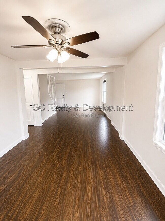 Photo - 707 Newcastle Ave