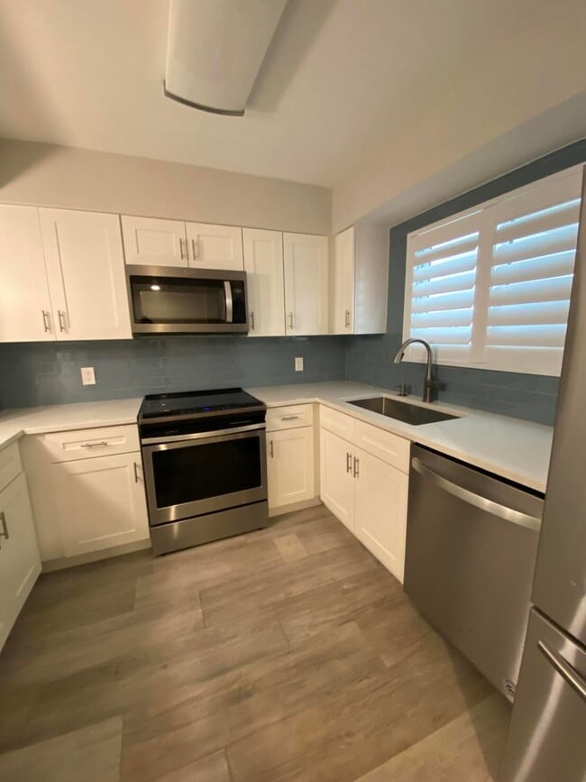 Building Photo - 420 Celestial Way Unit 106