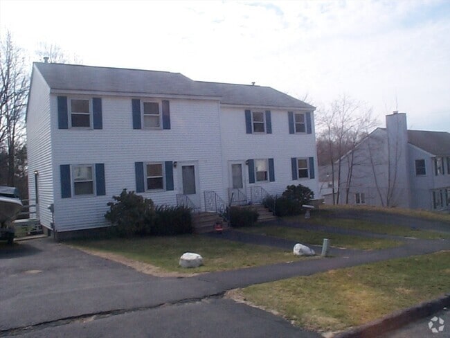 Building Photo - 15 Catalpa Cir Rental