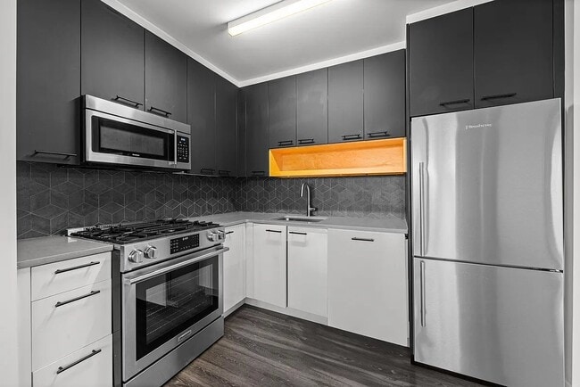 Photo - 250 E Houston St Unidad 10L