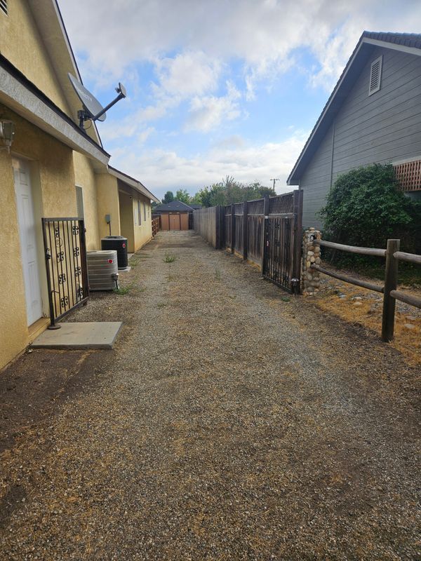 Photo - 17960 Swaps Ct