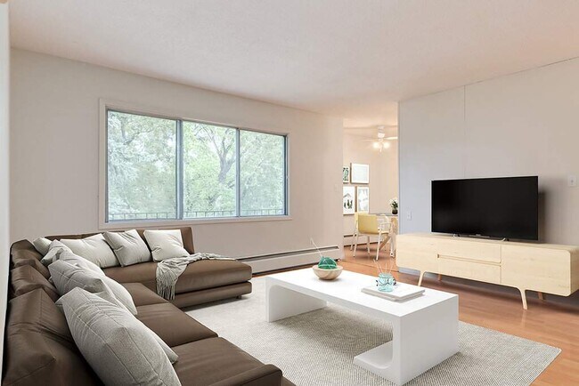 Photo - Park Royal Manor