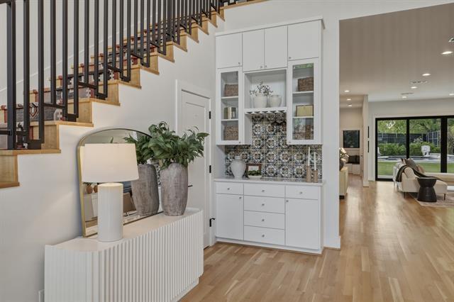 Photo - 7340 Syracuse Dr