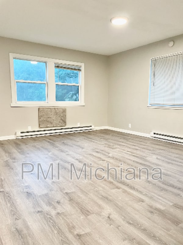 Photo - 2261 N Johnson St