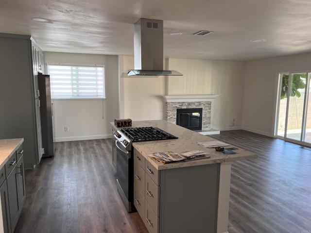 Photo - 3525 Ames St