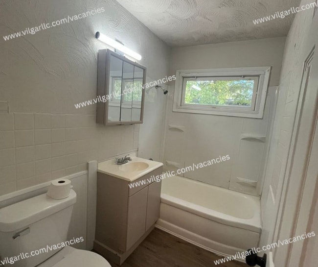 Photo - 3 Bedrooms | 1 Bathroom – Single-Family Ho...