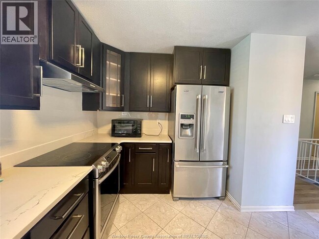 Photo - 8477 Darlington Crescent