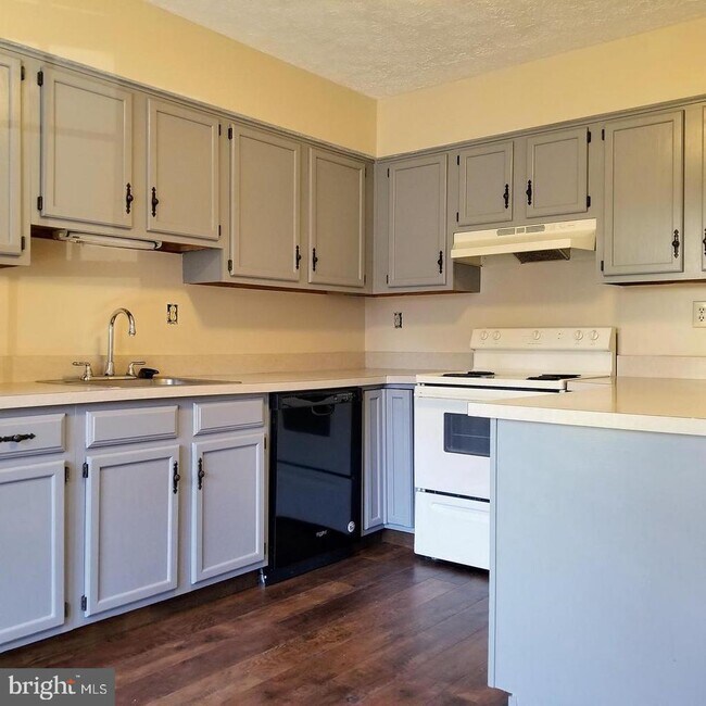 Photo - 1506 Virginia Ct