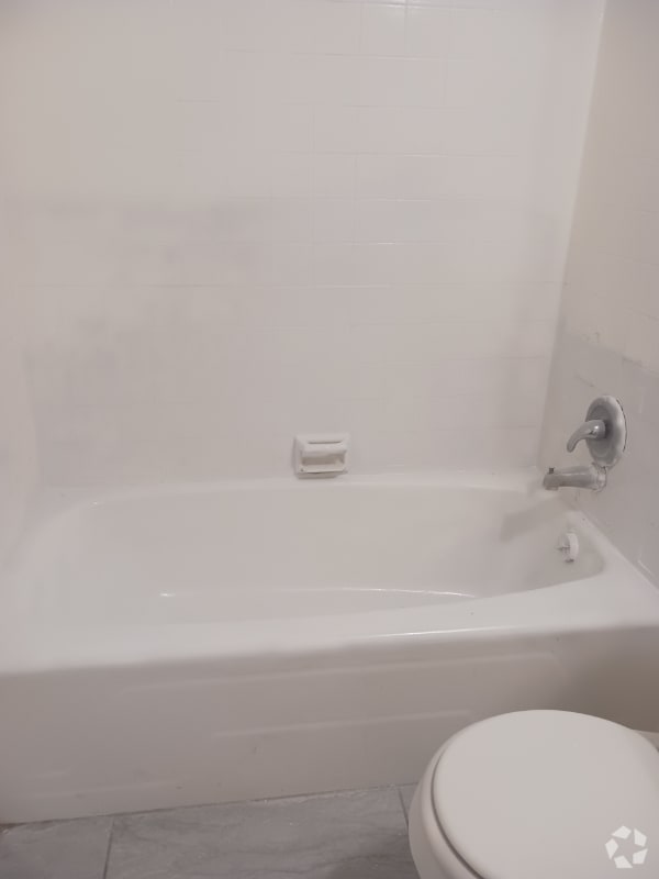Building Photo - 3725 Wesley Dr Rental