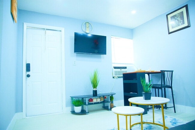 Photo - 6036 Polk St Unit 2