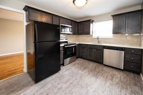 Photo - Kings Village