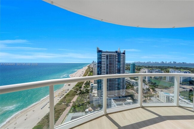 Building Photo - 6365 Collins Ave Unit 2804