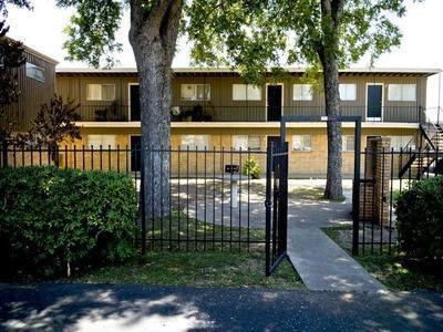 Photo - 247 W Dickson Ave Unit b2