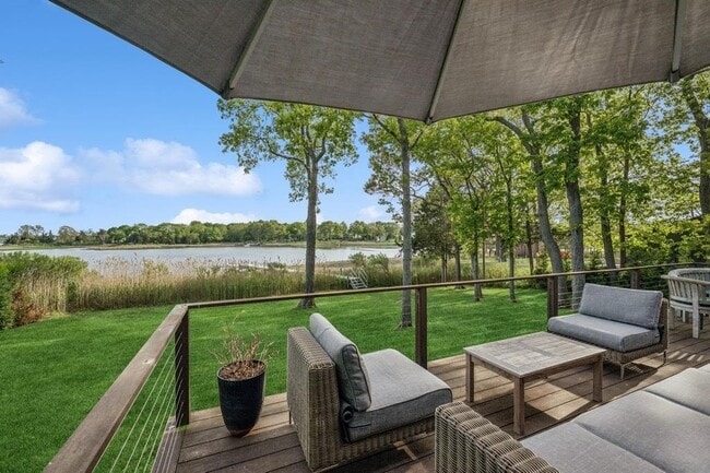 Photo - 8 S Harbor Dr