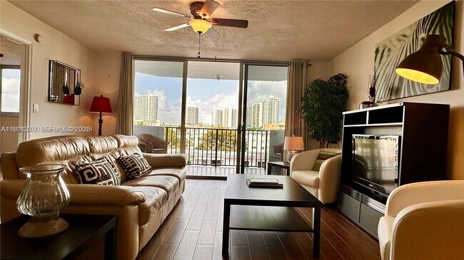 Photo - 3703 NE 166th St Unit 503