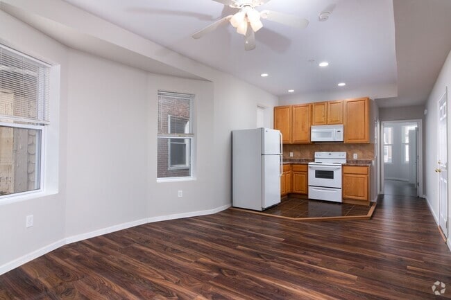 Building Photo - 544 S 49th St Unit 2F Rental