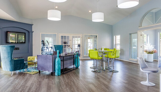 Building Photo - Canton Club Apartments - Canton, MI