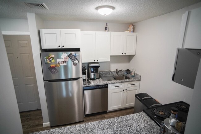 Photo - 450 Somerset Ave Unit 509