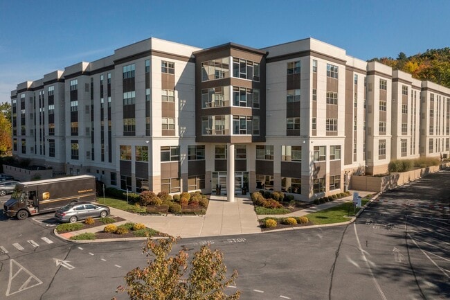 Hillside Commons