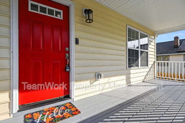 Photo - 1124 5th Ave