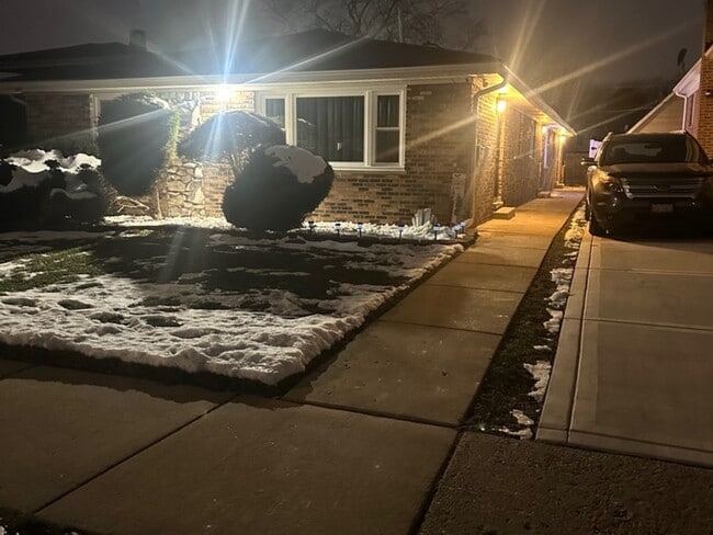 Photo - 380 Mackinaw Ave