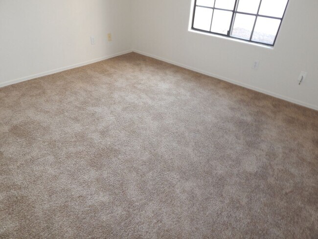 63 E Horizon Cir