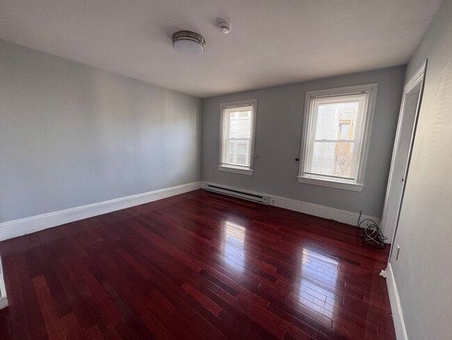 Photo - 265 Bolton St Unit 2