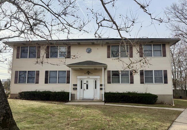 Building Photo - 285 S Lincoln Ave Unit 3A