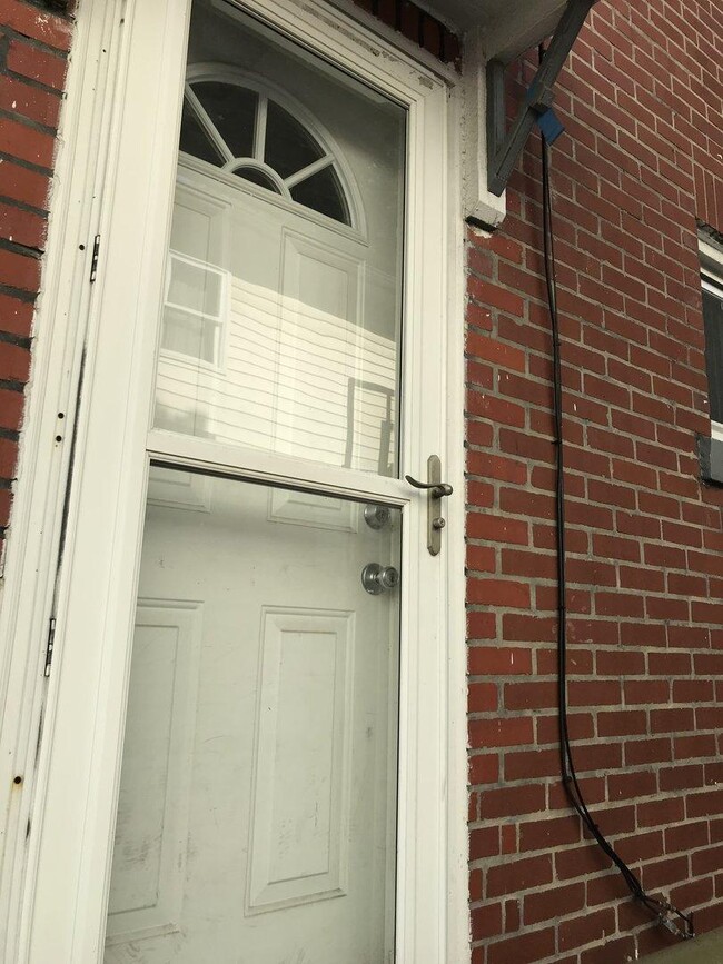 Photo - 6347-6349 Douglas St. - 6349 Douglas St