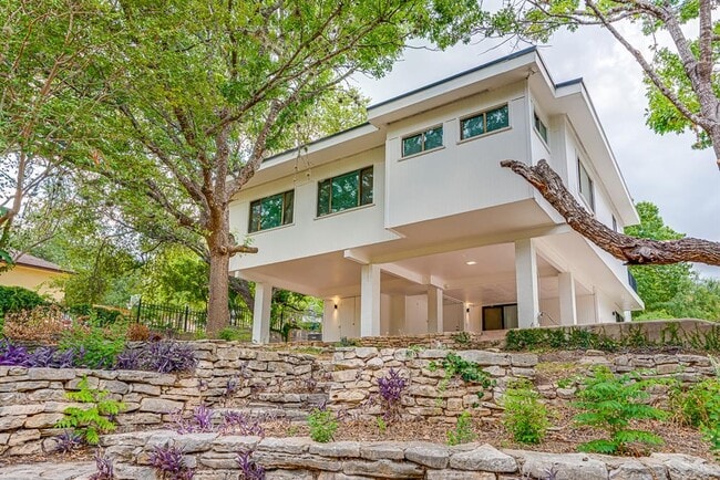 Photo - 568 W Quill Dr