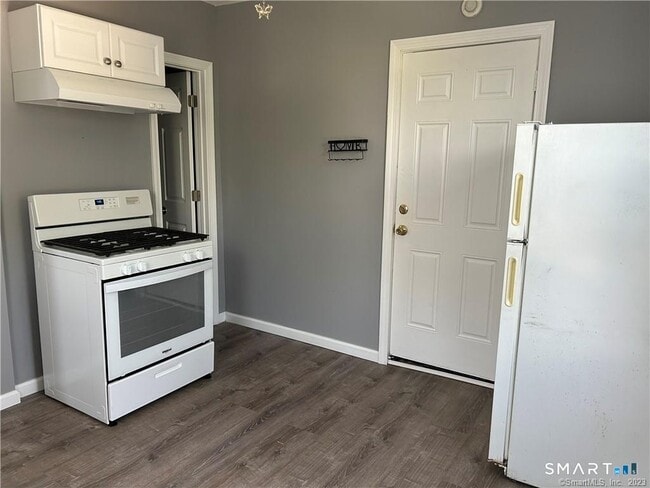 Photo - 1397 Corbin Ave Unidad 2