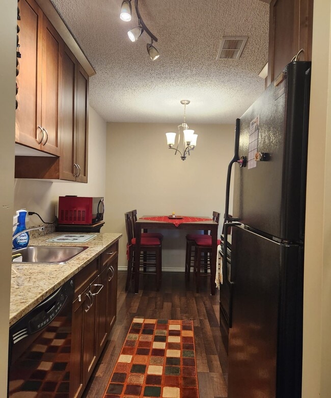 Photo - 258 Pinehouse Pl Unit Ready to move-in