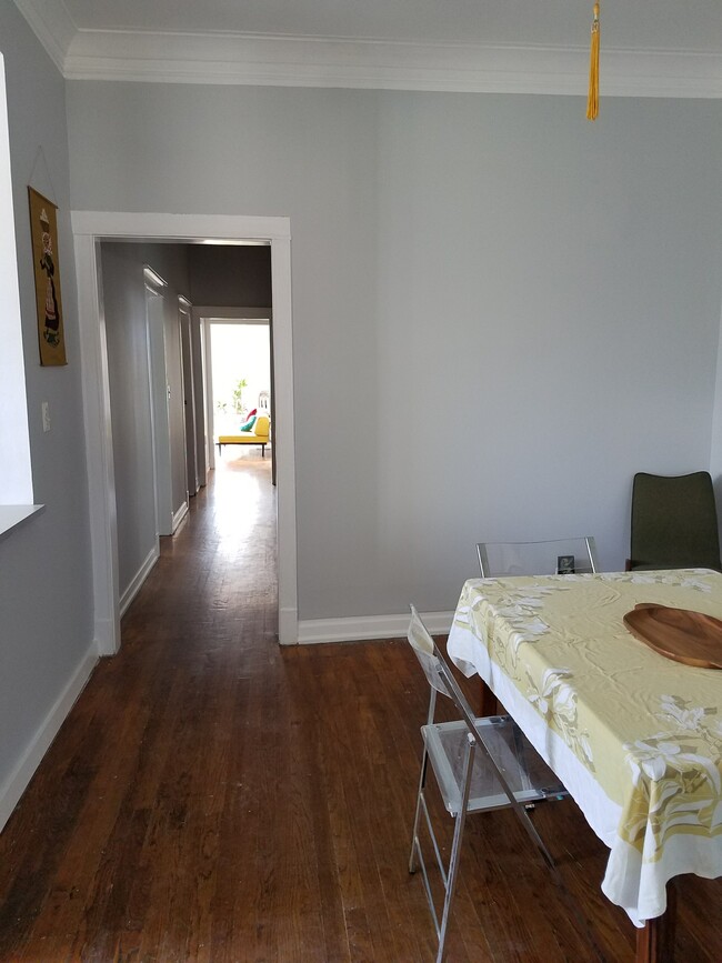 4505 N Spaulding Ave Unit 3