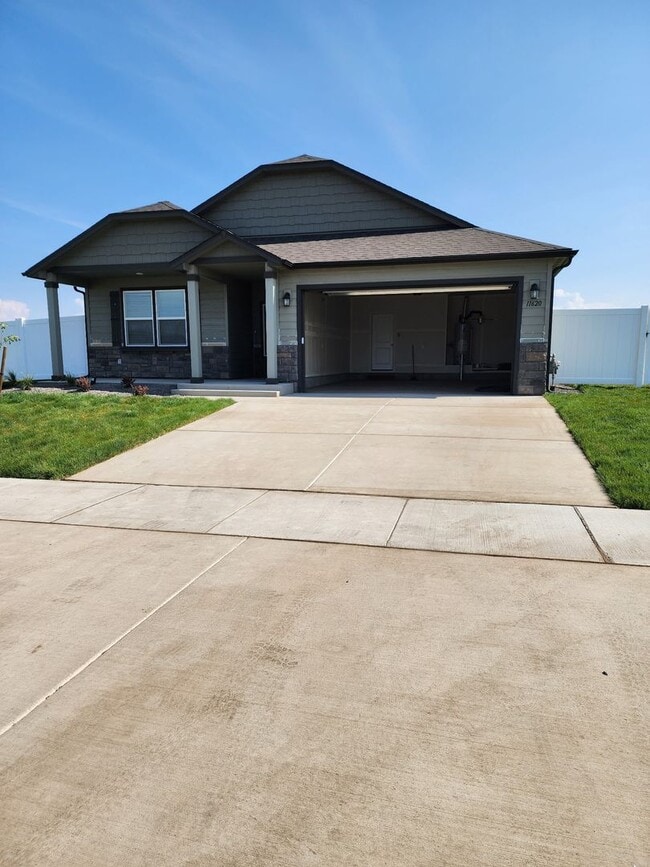 Building Photo - Brand New Rathdrum Rancher Rental